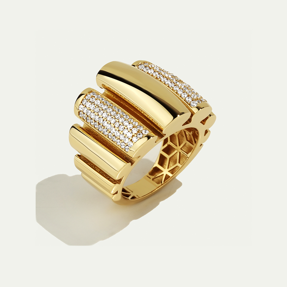 14 Ayar Altın Üzeri Taşlı Yüzük